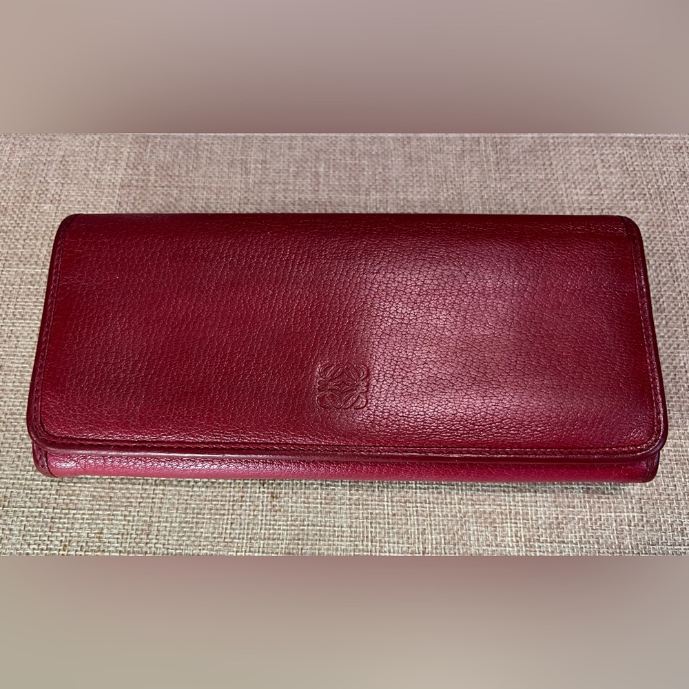 Preloved Loewe Pebbled Leather Red Berry Long Wallet